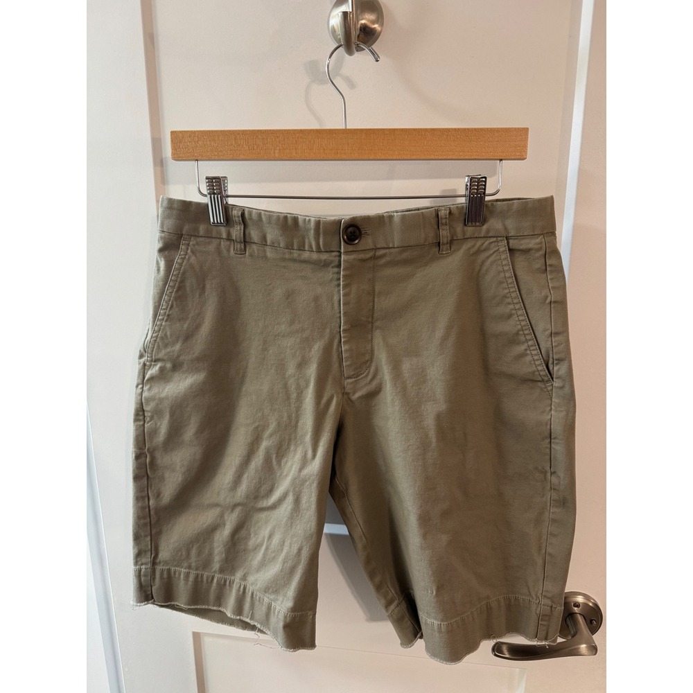 ATM Anthony Thomas Melillo Mens Chino Shorts Olive Green Raw Hem Size 32